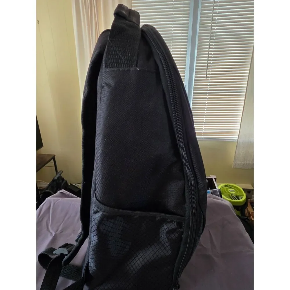 Camera Bag with Adjustable Inner Compartments